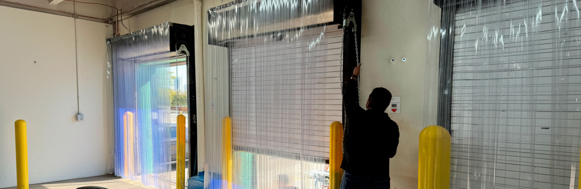 Commercial garage door repair in Florida, also installation, maintenance and replacement parts