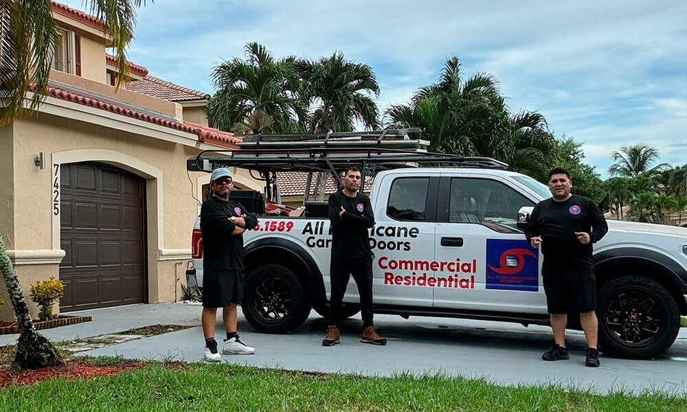 Repair and installation of commercial and residential garage doors in Florida, FL