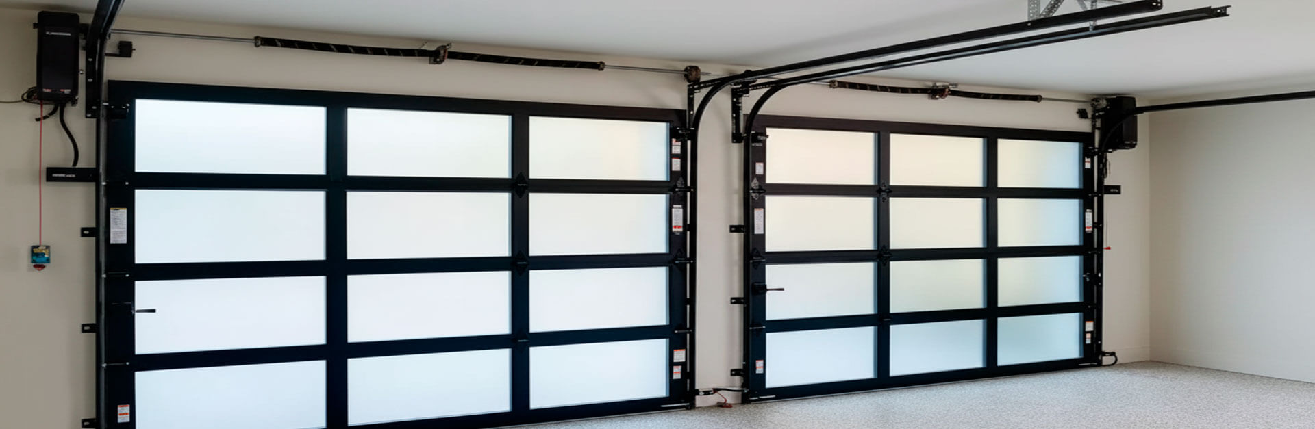 Residential garage door repair in Florida, also installation, maintenance and replacement parts